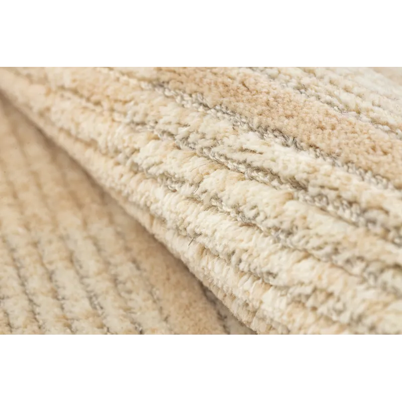 Stylish FLUX wool rug for modern interiors, perfect for any room
