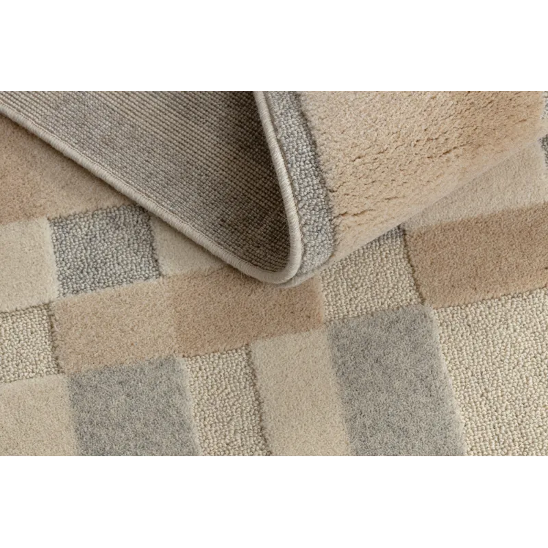 FLUX rug in beige and grey, perfect for gardens or patios