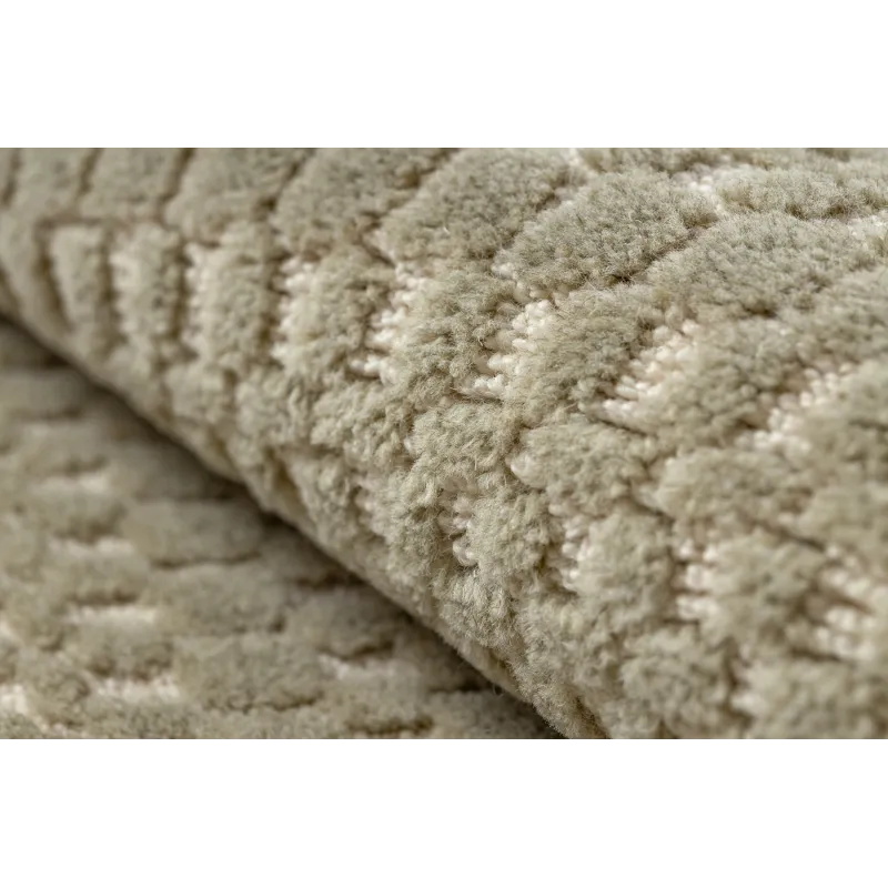 FLUX wool rug in green and beige, perfect for any modern interior