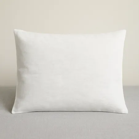 Disposable pillow 30×40 cm made of non-woven fabric, perfect for travel use