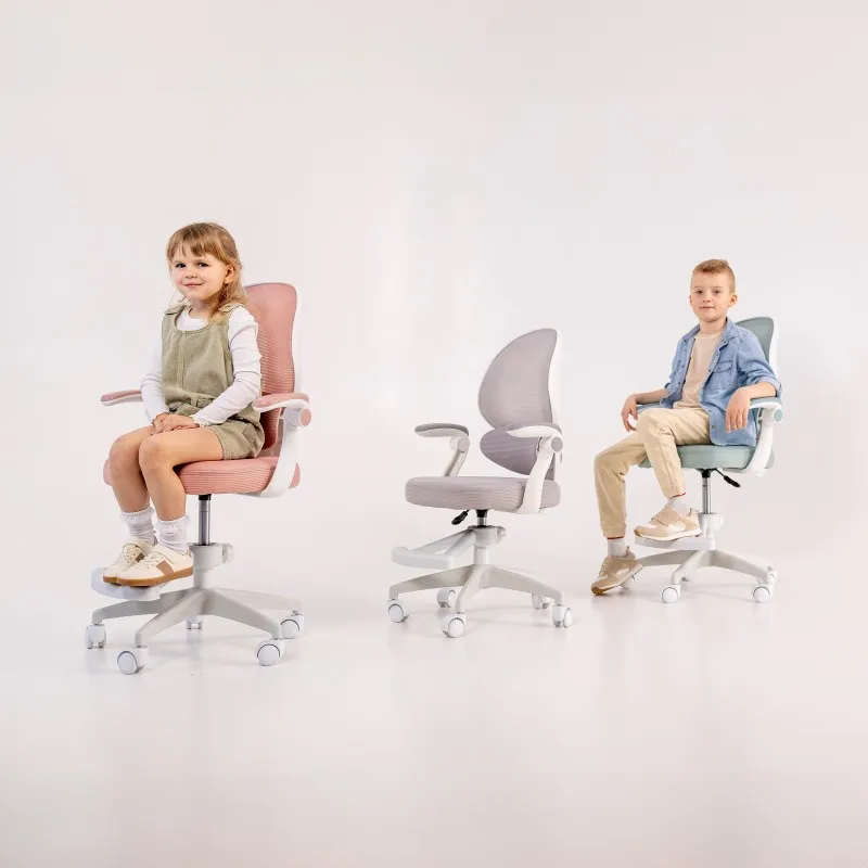 Junior 4.5 Pink Children's Ergonomic Gaming Chair – view 3
