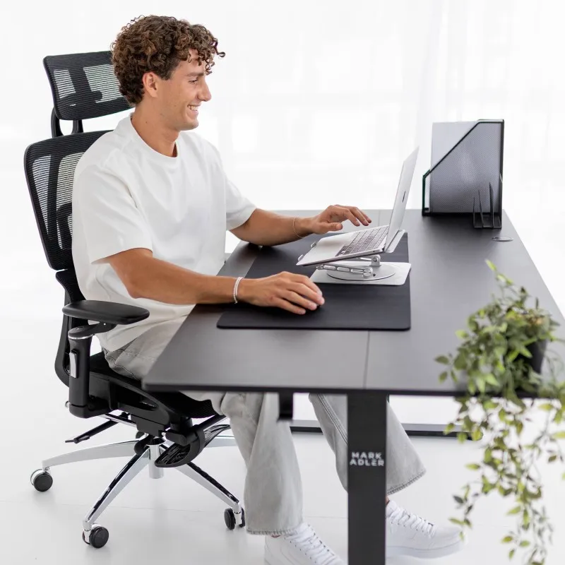 Mark Adler Leader 7.6 Black Electric Gaming Desk 160 cm – view 4