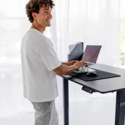 Mark Adler Leader 7.6 Black Electric Gaming Desk 160 cm – view 5