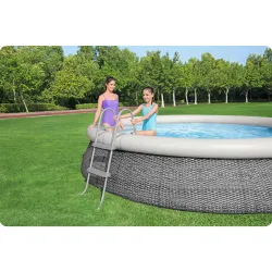 84 cm pool ladder, perfect for garden use, safe entry to the water