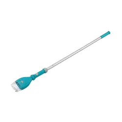 Bestway 58770 vacuum cleaner, perfect for use in the garden or on the terrace by the pool
