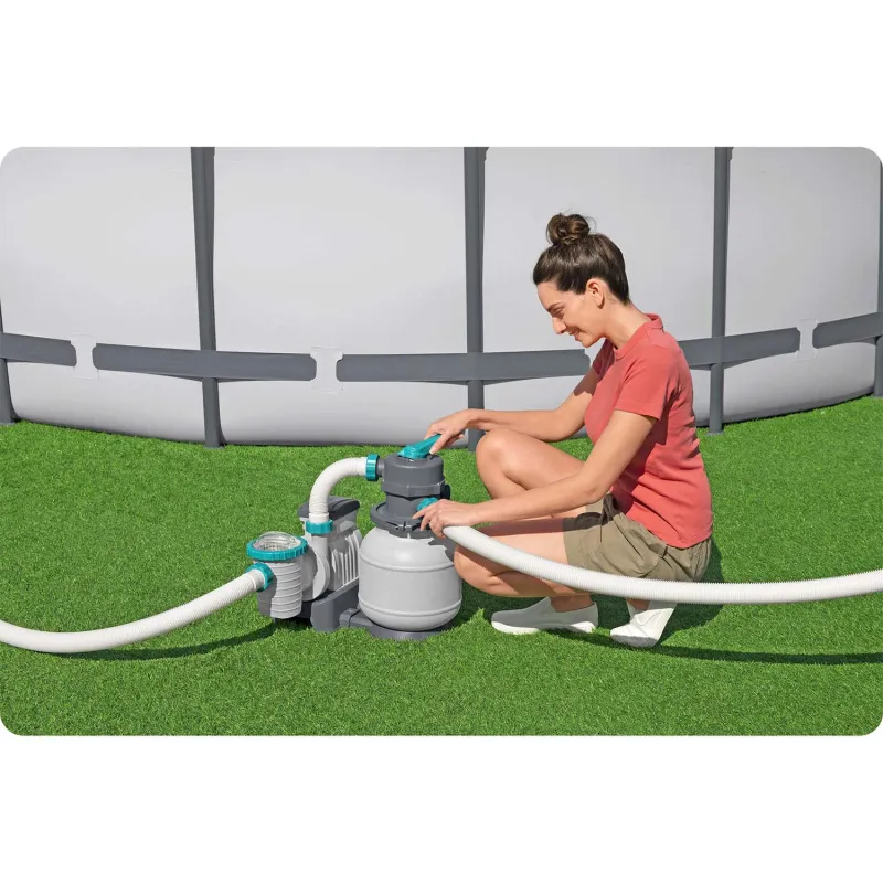 6056 l/h pool pump, perfect for garden and patio use