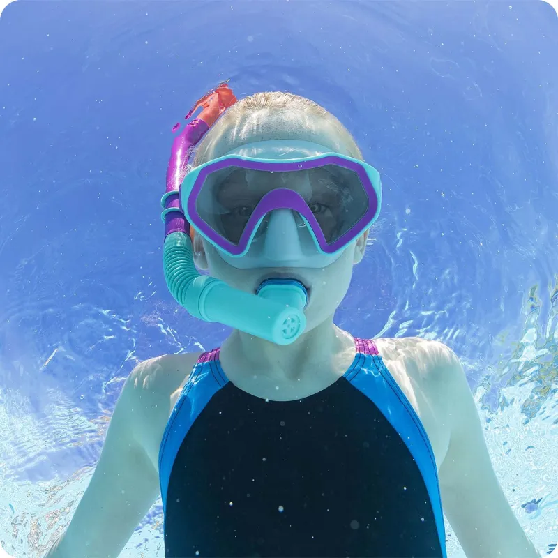 Purple-turquoise diving set, great for both kids and adults