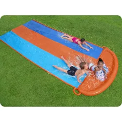 Easy-to-use water slide for kids