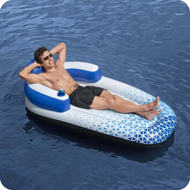 Colorful Indigo Wave swimming airbed Bestway 43533, perfect for the beach