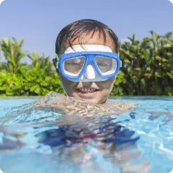 Stylish blue swimming mask Bestway 22011, great for water activities