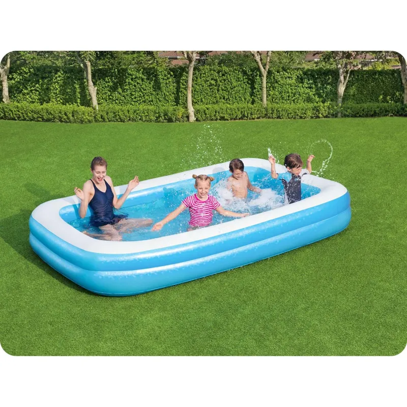 Inflatable pool with easy air filling system