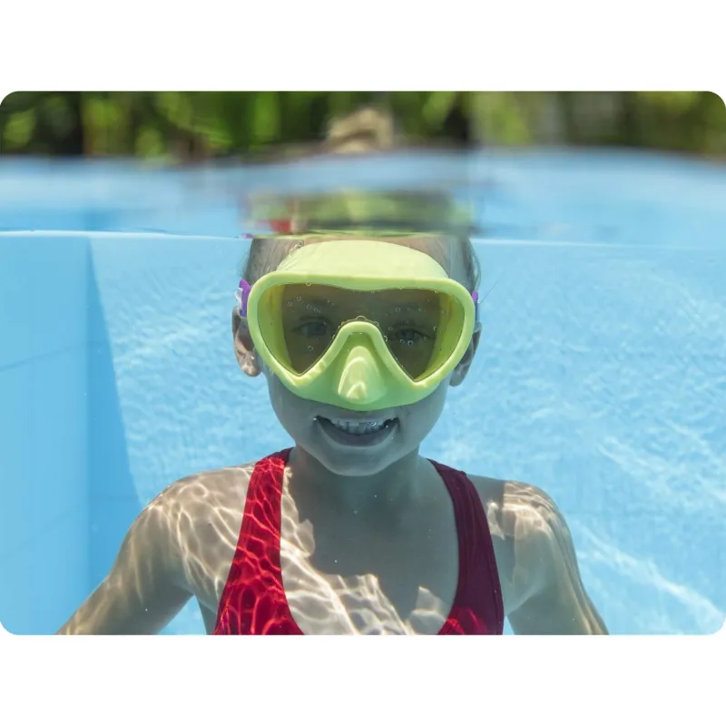 Ideal for swimming lessons or water play for kids