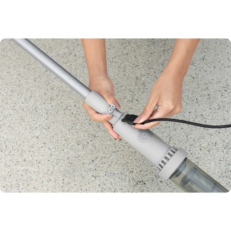 Pool vacuum cleaner with powerful motor, essential pool accessories