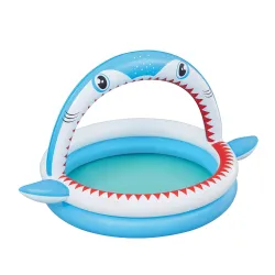 Inflatable pool with sprinkler, perfect for relaxation and fun in the garden