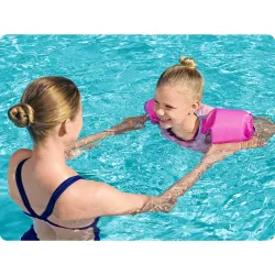 Minnie swimming vest, pink color, perfect for the pool