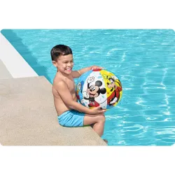 51 cm Mickey and Friends beach ball, perfect for summer fun
