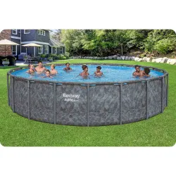 Spacious 610x132 cm frame pool, perfect for summer garden parties