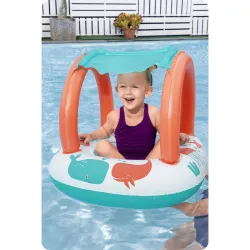 Durable kids' pontoon made for fun in the water