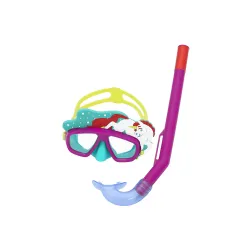 Stylish pink diving set for kids, perfect for the beach