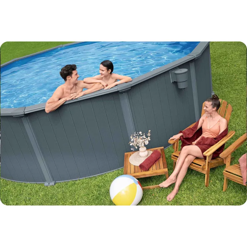 Perfect for summer parties, the 549 x 132 cm garden pool is a must-have