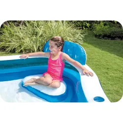 Inflatable pool with seats, perfect for children's play in the garden
