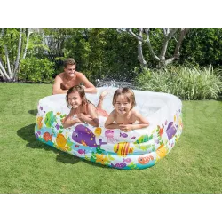 Aquarium-shaped inflatable pool, colorful and fun, great for kids