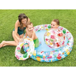Inflatable pool with ball, perfect for kids' fun in the garden