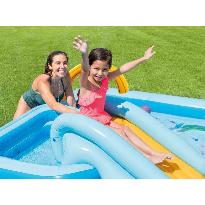 Inflatable playground with water features, 244 x 198 x 71 cm, for kids