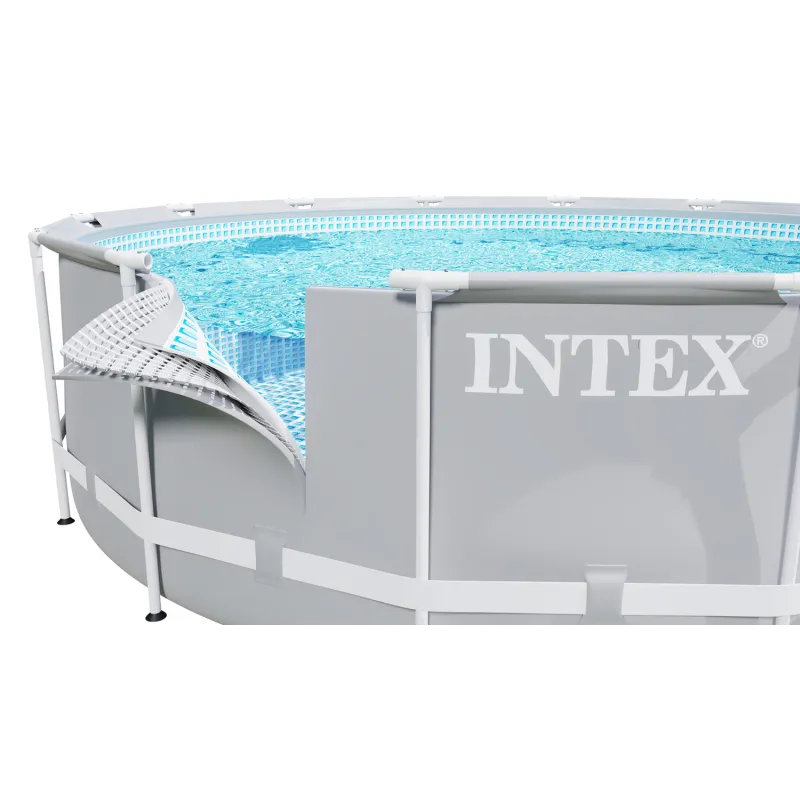 Durable 366 cm garden pool made from weather-resistant materials