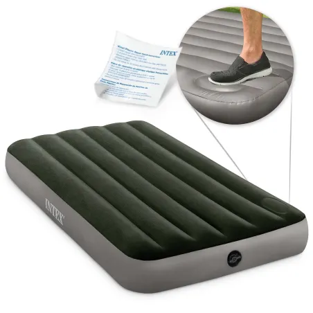 Inflatable airbed 191 x 99 x 25 cm with built-in foot pump, perfect for camping