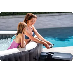 Inflatable SPA with hydromassage, perfect for summer evenings in the garden