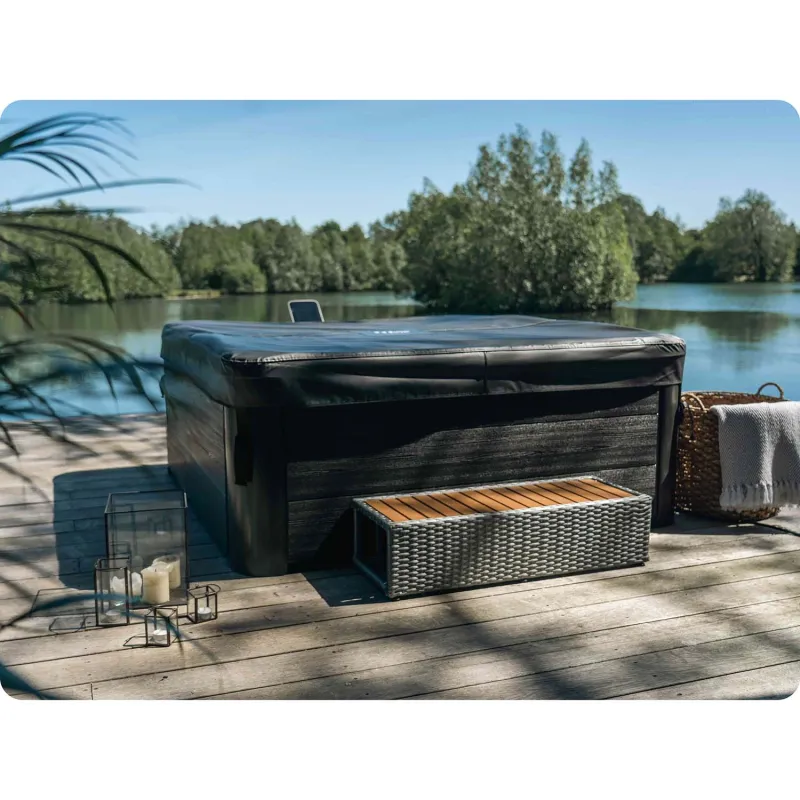 Inflatable SPA Oslo for 6 people, comfortable and easy to use in the garden