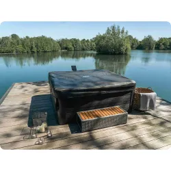 Inflatable SPA Oslo for 6 people, perfect for gatherings with family and friends