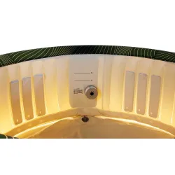 Inflatable SPA Meteor, perfect for relaxation and gatherings with friends in the garden