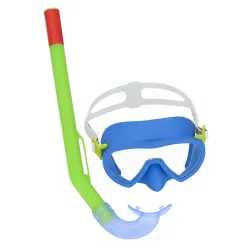 Comfortable kids diving set made from lightweight materials