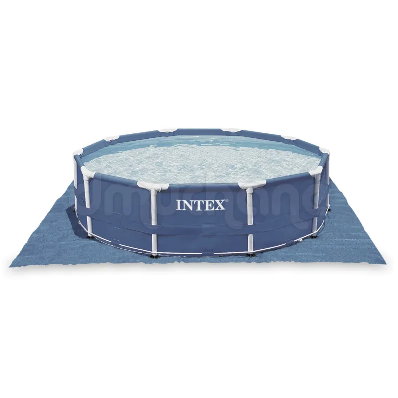 Ground cloth perfect for use in the garden or at the beach