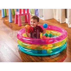 Soft and pleasant inflatable ball pit, ideal for toddlers