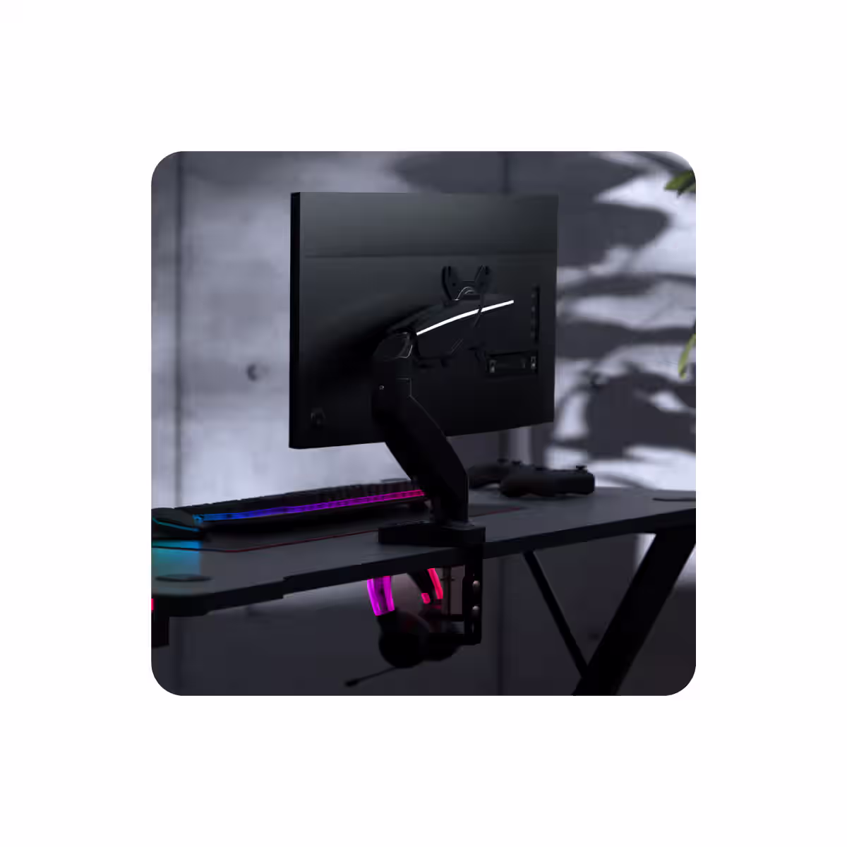 Monitor Arm Motion 1.2 with monitor