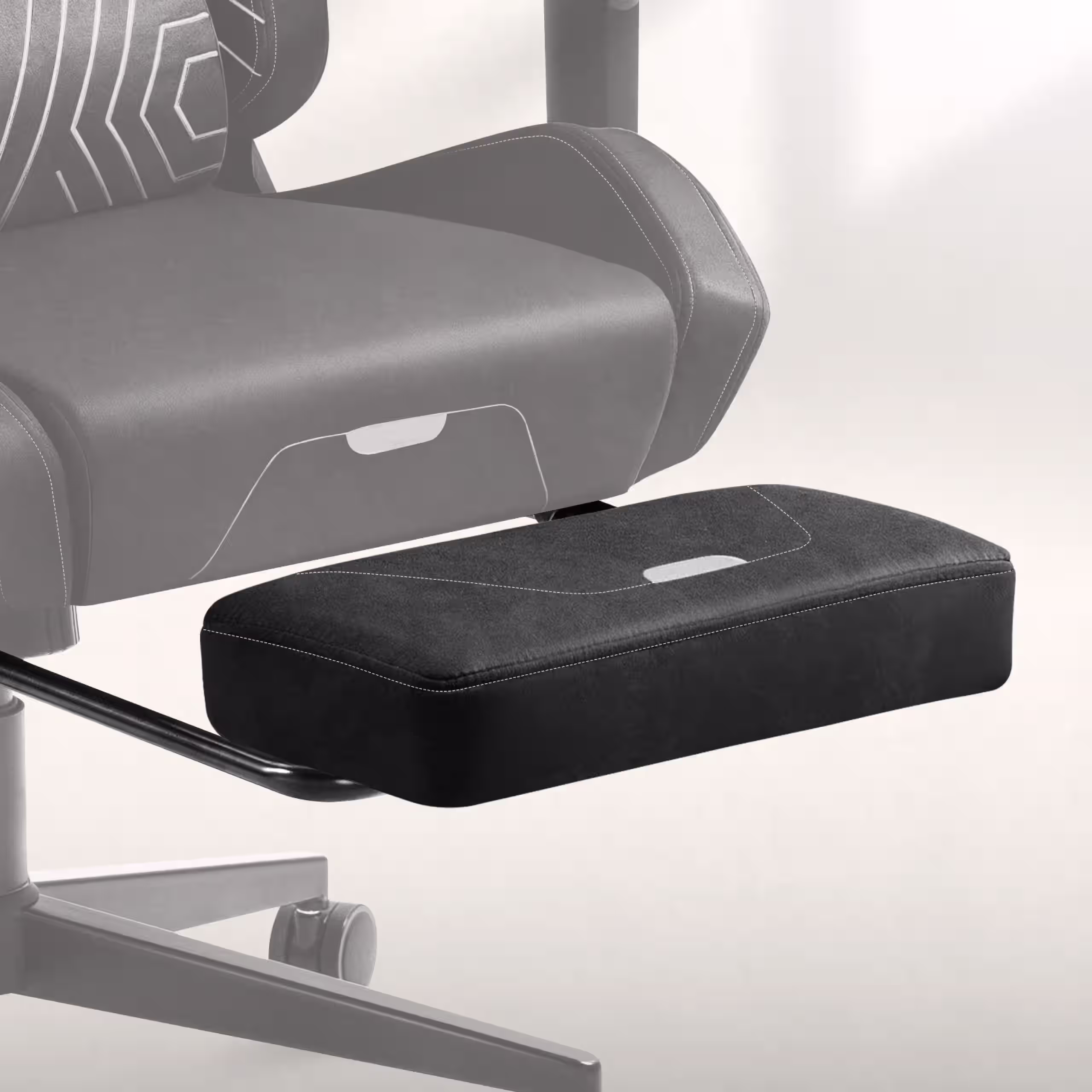 Retractable chair footrest