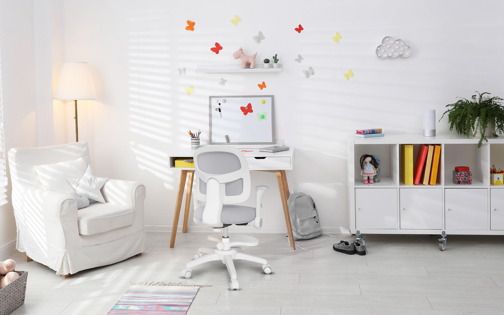 Mark Adler Junior 5.0 Grey chairs