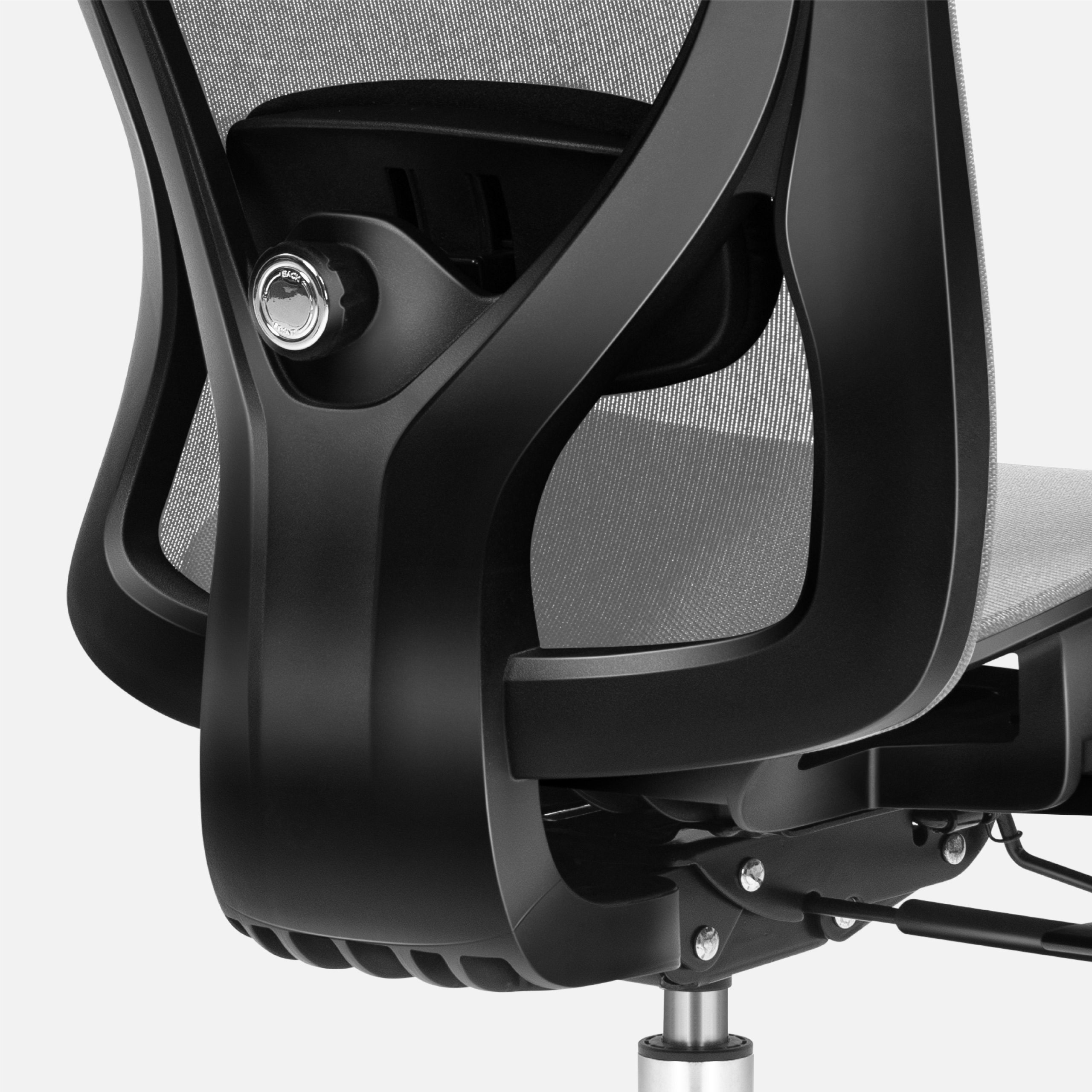 Adjustable lumbar support